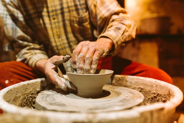 Master potter at work