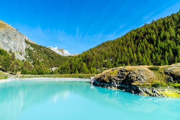 Matterhorn with Mosjesee Lake in Zermatt