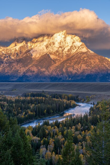 Photo the meandering snake river