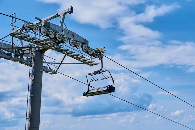 Mechanism of open cable cars lift Karpacz Poland