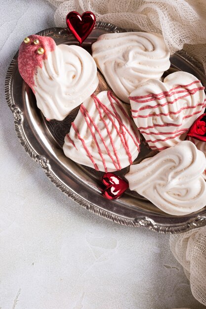 Meringues in heart shape