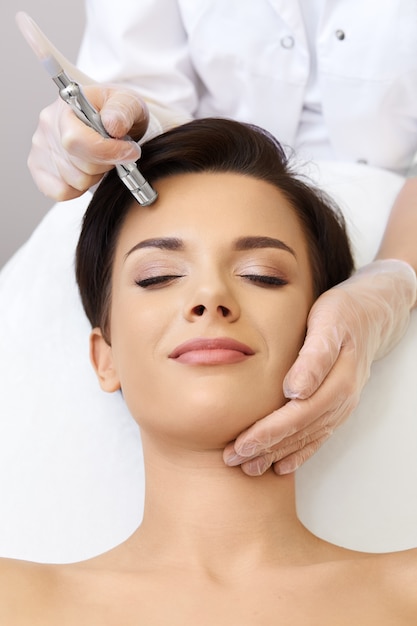 Microdermabrasion. Cosmetology.