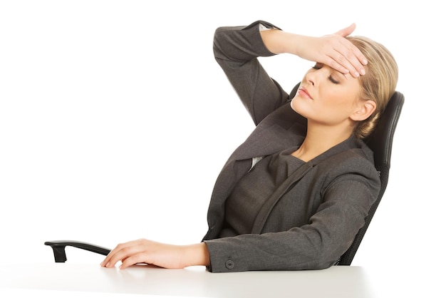 Photo midsection of woman against white background