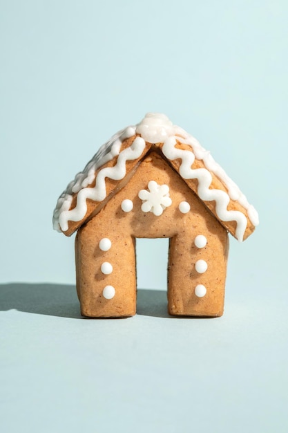 Mini gingerbread house