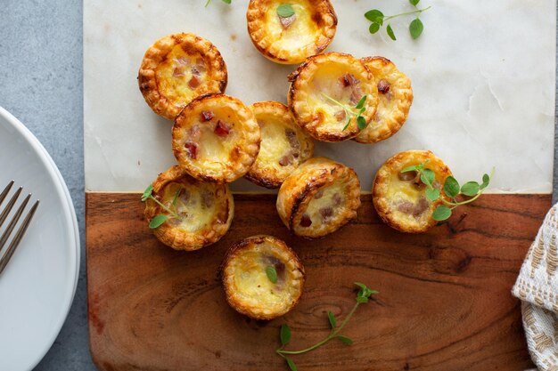 Mini ham and cheese quiches for breakfast