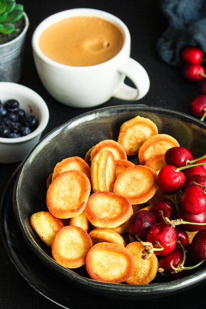 Photo mini pancakes cereal delicious dessert breakfast