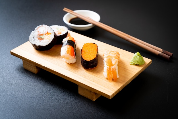 mix sushi set