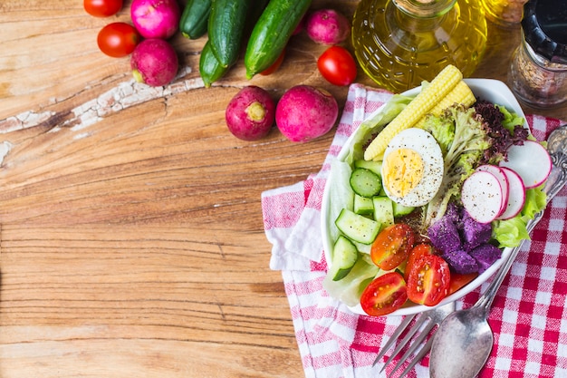 Mixed chef's salad.Mixed chef's salad.Avocado