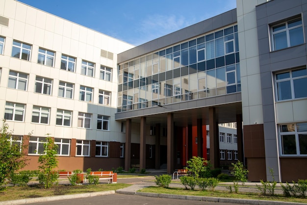 Modern buildings Glazed transition between buildings