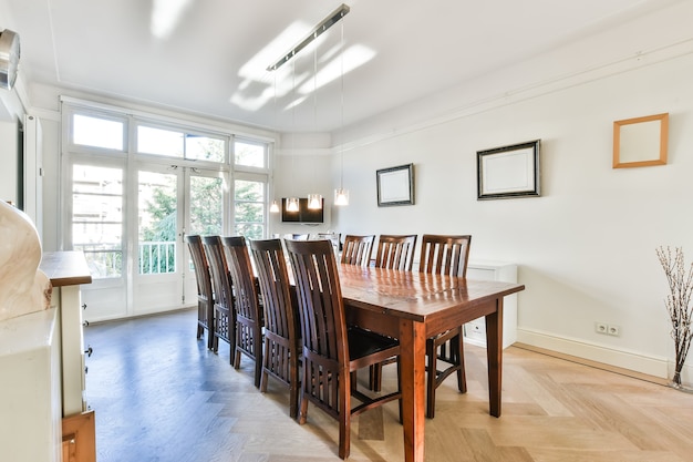 Modern dining room