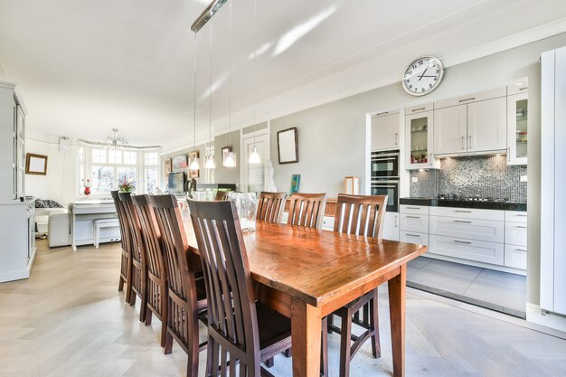 Modern dining room