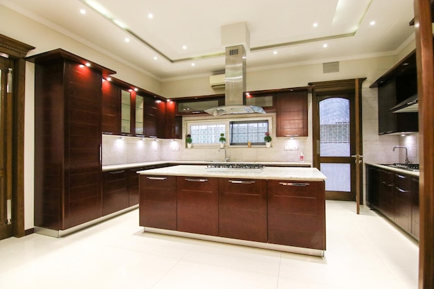 Modern &amp; luxury house Kitchen Premium Photo