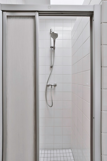 Modern shower stall