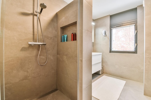 Modern shower stall