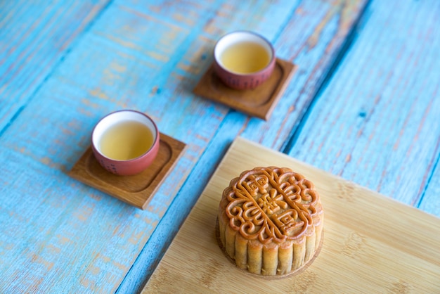 Moon cake served with chinese tea