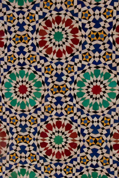 Photo mosaic with geometric shapes made with tiles in the arabic style