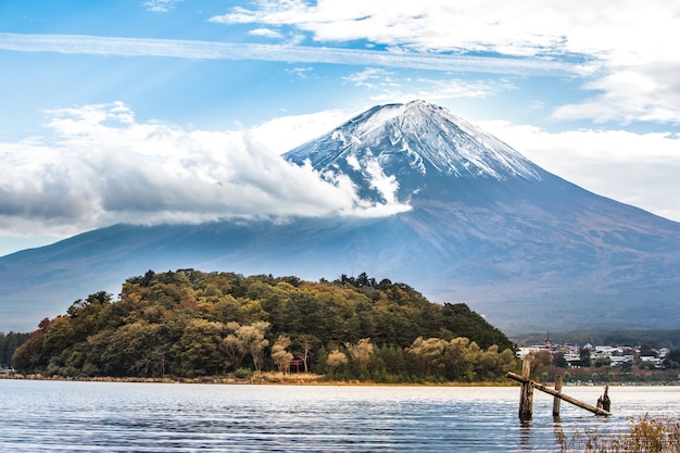 Mount fuji at kawaguchiko Lake in Yamanashi, japan