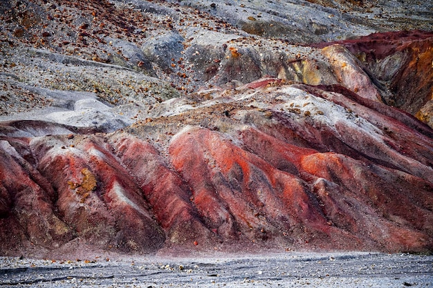 Photo multicolored geological formations in rio tinto huelva