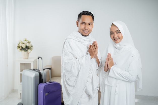 Muslim pilgrims wife and husband ready for Hajj