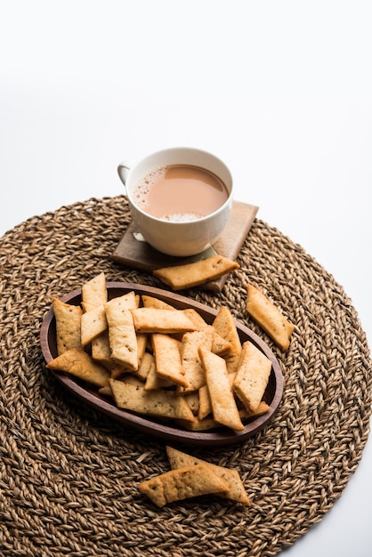 Namakpare or Salty Shakarpara, shakarpare or namkeen Shankarpali, popular diwali food or tea-time snack from Gujarat, India