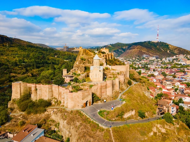 Photo narikala fortress aerial panoramic view tbilisi