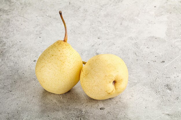 Natural organic Chinese yellow pears