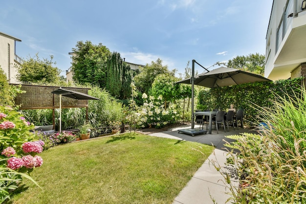 Neat patio with sitting area