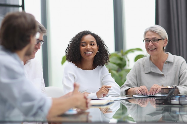 Negotiations between managers and employees in the office