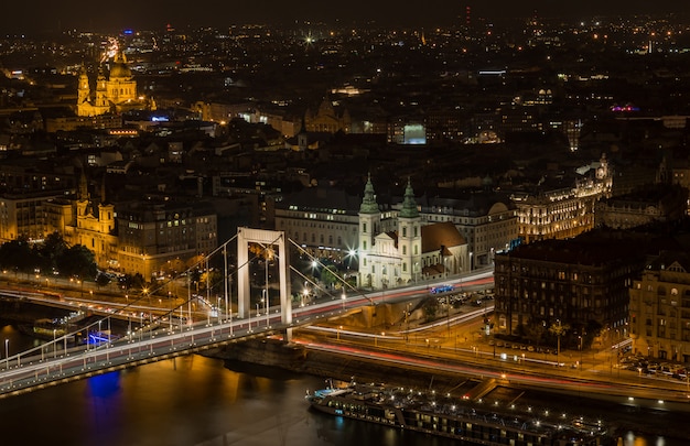 Photo night view of budapest