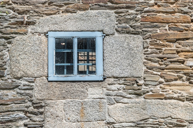 Photo old stone wall and window