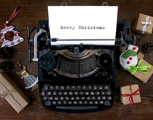 Old typewriter text Merry Christmas