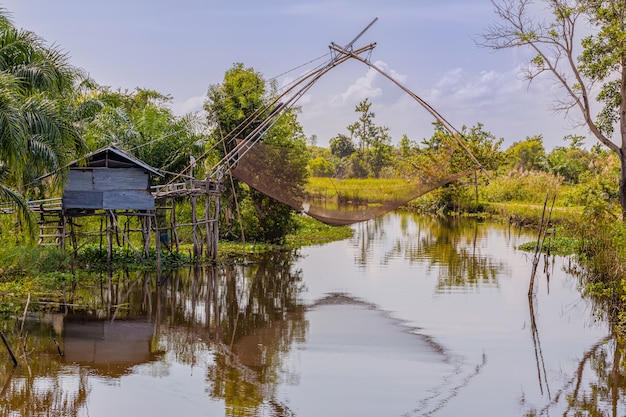 One day in the wetlands fishery community