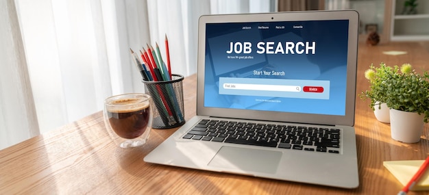 Online job search on modish website for worker to search for job opportunities