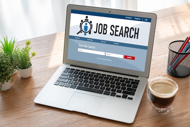 Online job search on modish website for worker to search for job opportunities