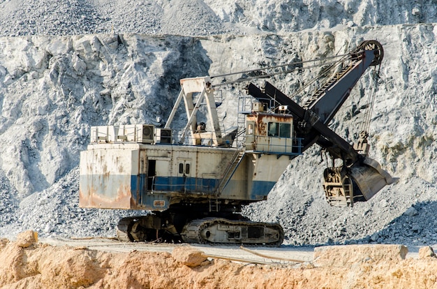 Open pit machinery