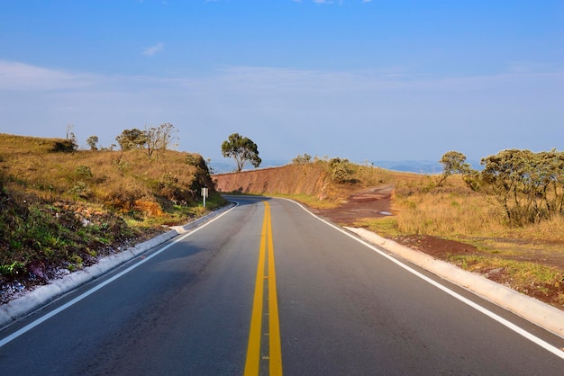 Open Road to Moeda  Minas Gerais Brazil