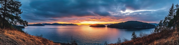 Photo orcas island sunset a stunning panoramic view of the san juan islands in washington state