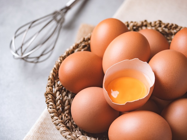 Organic chicken eggs