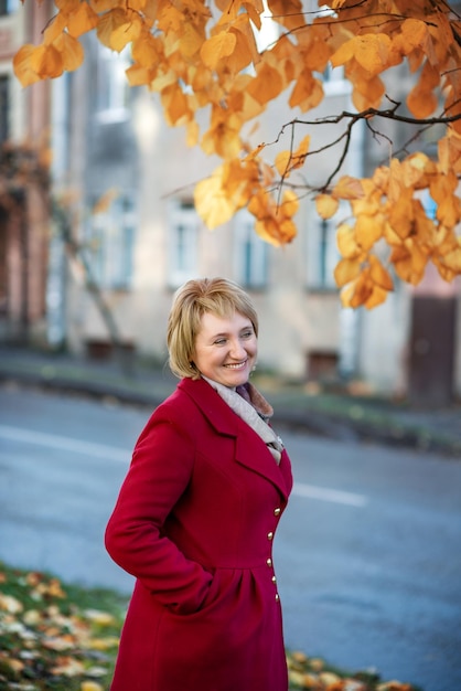 outdoor autumn portrait of a woman