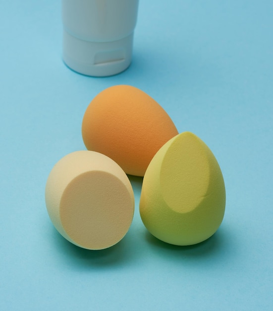 Oval new egg-shaped sponges for cosmetics and foundation