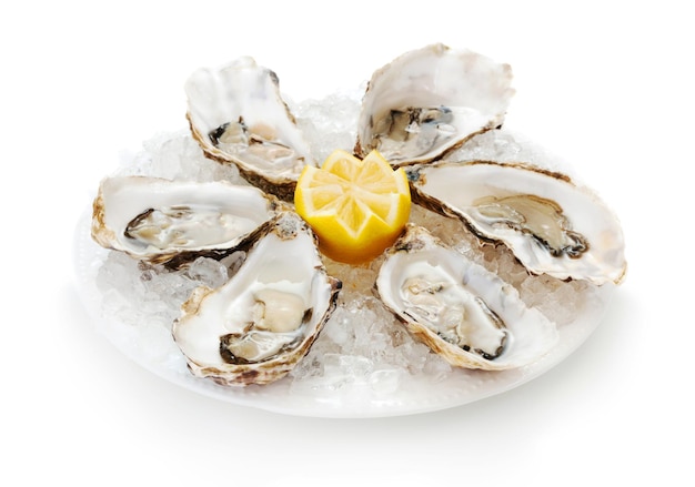 Oysters with lemon