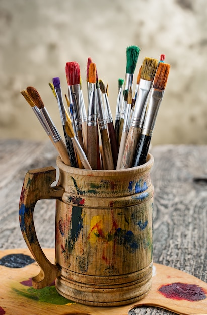 Paint brushes and paints