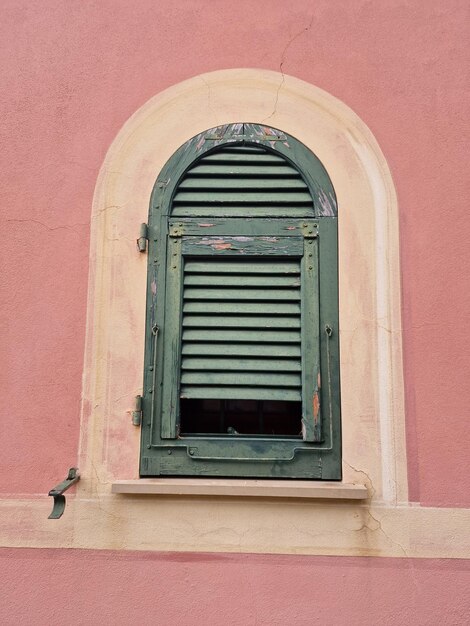 Photo painted window shutter in lavagna village near chiavari italy