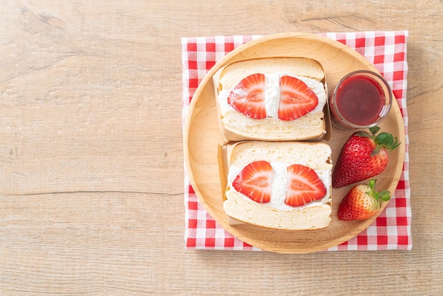 Pancake sandwich strawberry fresh cream