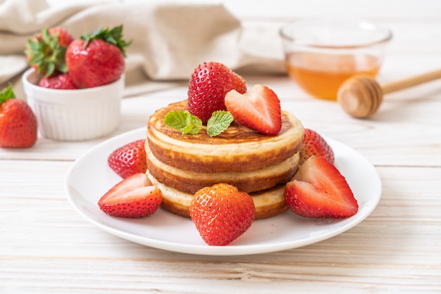 pancake with fresh strawberries