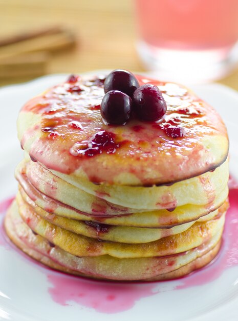 Pancakes, pancakes on a plate lie in cafes large plan