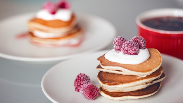 Pancakes with raspberries