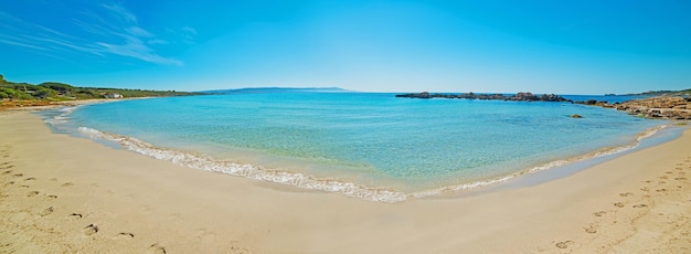 Photo panoramic view of le bombarde beach sardinia