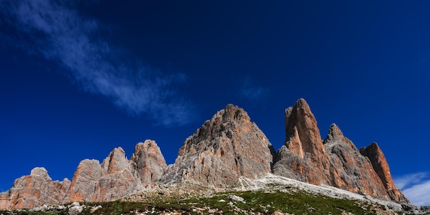 Photo panoramic view of the tre cime di lavaredo dolomites