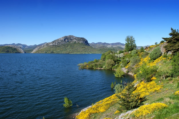 Pantano del Porma, Spain